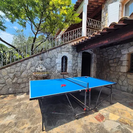 Romantic With Pool, Ideal For 2-4 People Le Cannet
