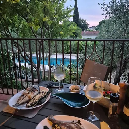 Lou San Peyre 아파트